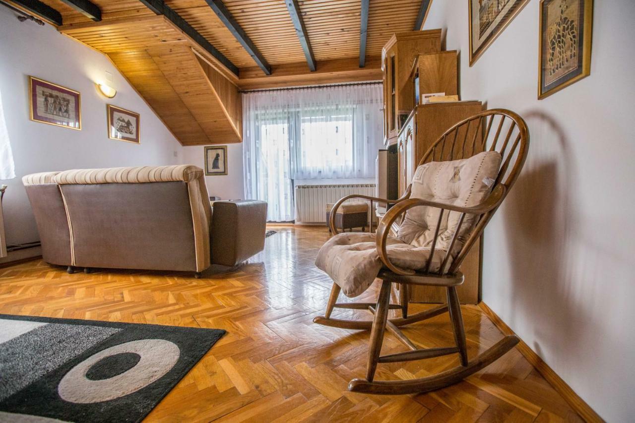 Apartman Ruzica Ogulin Eksteriør billede