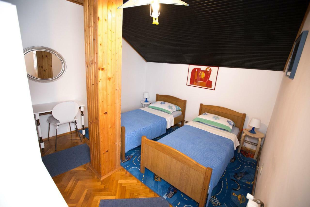 Apartman Ruzica Ogulin Eksteriør billede